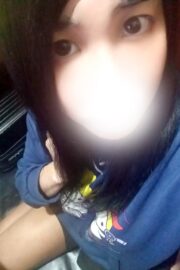 みやび（31）スラっと伸びた長い脚に踏まれたいのはオマエか？（笑）とりあえず謝って！？(￣▽￣)