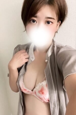 しいな（32）ショートカットのびちょびちょ甘えん坊介〇士！
