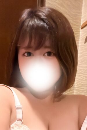 みん（22）Hカップ超癒し系！どんなお客様でも優しく包み込む！
