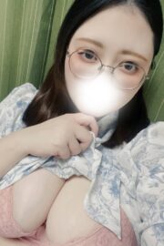 みつき（22）Ｊカップ工場女子！！！感じすぎて押さえられない敏感ボディをどうにかしてくれる紳士募集中！