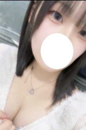 みあ（18）業界完全未経験のスレンダーGカップ美少女！あどけない表情が乱れると・・・