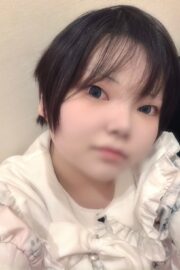 しずか（18）業界完全未経験！10代＆合法ロ〇巨乳ちゃん！！！